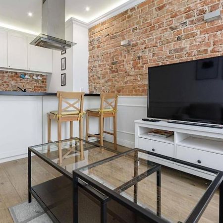 Central Wroclaw Apartment - City Center - Bright And Cozy - U11 Exterior foto